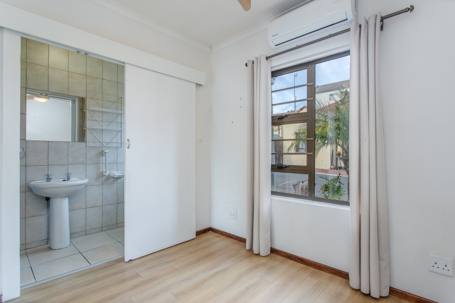 1 Bedroom Property for Sale in Wellington North Western Cape